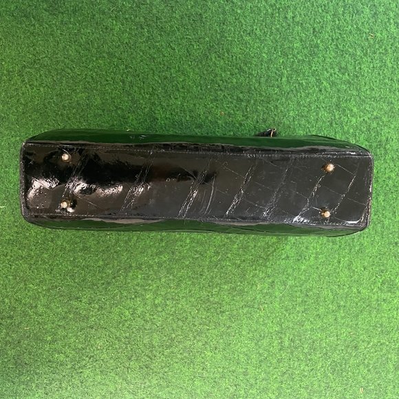 Large Vintage Vassar Style Alligator Handbag - Picture 3 of 10